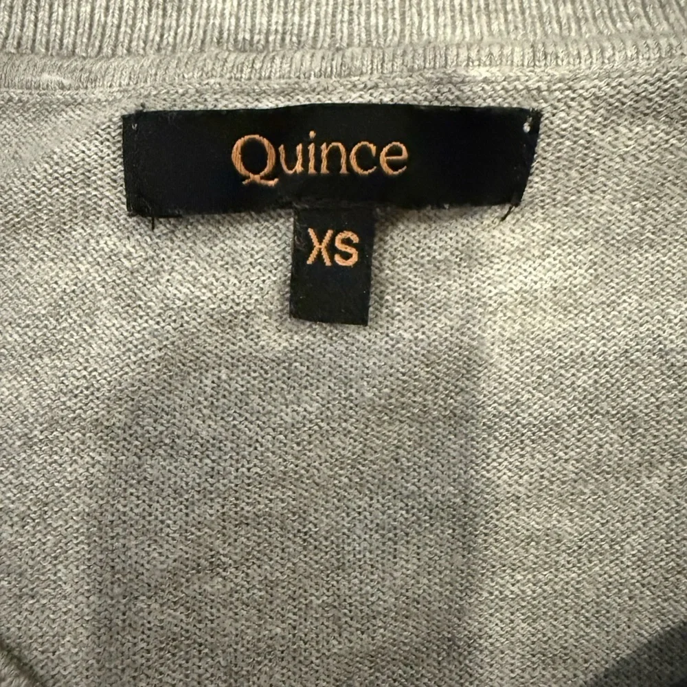 Quince Cotton Cashmere V Neck Sweater Size XS - Picture 4 of 4